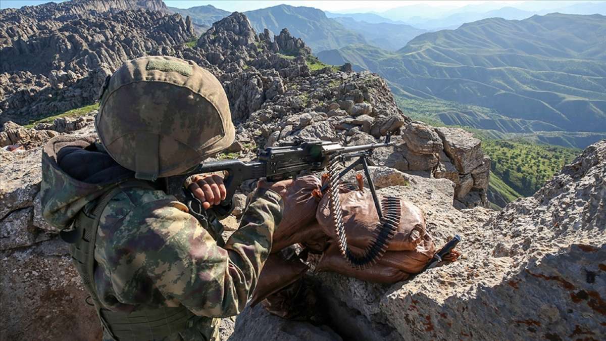 Irak'ın kuzeyindeki Avaşin-Basyan bölgesinde 5 PKK'lı terörist etkisiz hale getirildi