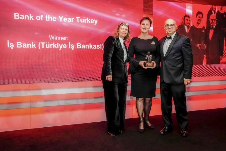 İş Bankası’na 'Yılın Bankası' ödülü