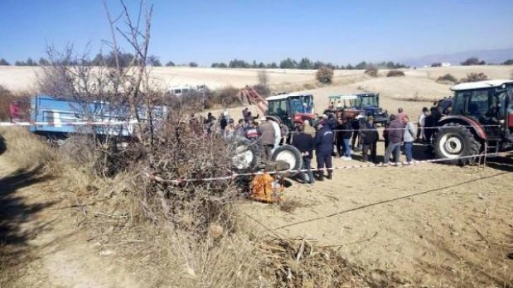 Isparta'da traktör devrildi; 1 ölü, 2 yaralı