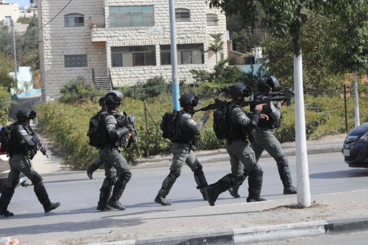 İsrail güçlerinden hapishanelerdeki Filistinlilere destek yürüyüşüne sert müdahale
