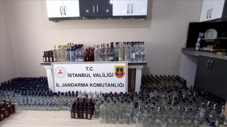 İstanbul'da kaçakçılık operasyonunda 6 bin şişe sahte içki ele geçirildi
