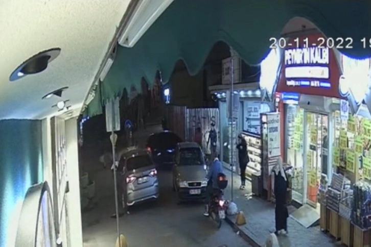 İstanbul’da sokak ortasında intikam cinayeti kamerada: 10 yıl önce birini öldürmüş