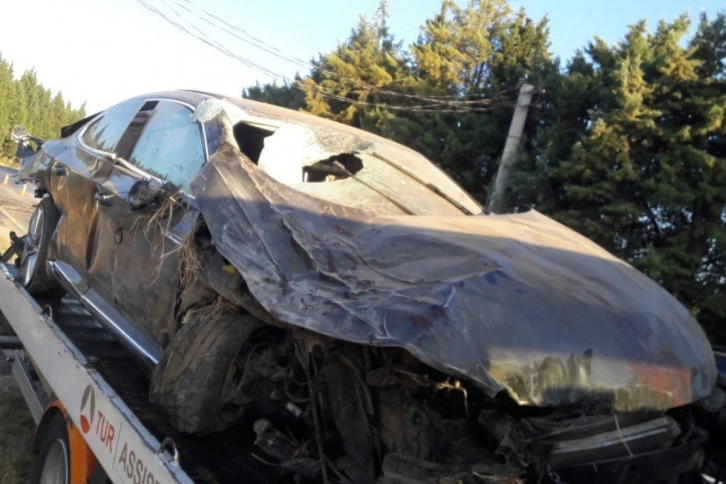 İzmir’de trafik kazası: 1 ölü, 2 yaralı