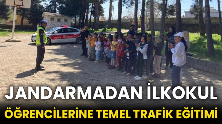 Jandarmadan ilkokul öğrencilerine temel trafik eğitimi