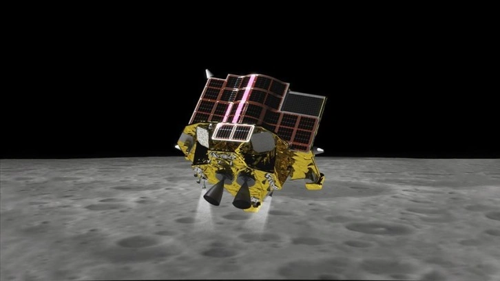 Japonya, Ay'a iniş aracı taşıyan H2A roketini uzaya gönderdi
