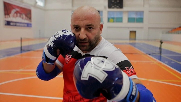 Ju jitsuda Türkiye şampiyonu olan İrfan Sönmez, Avrupa şampiyonluğu için hazırlanıyor