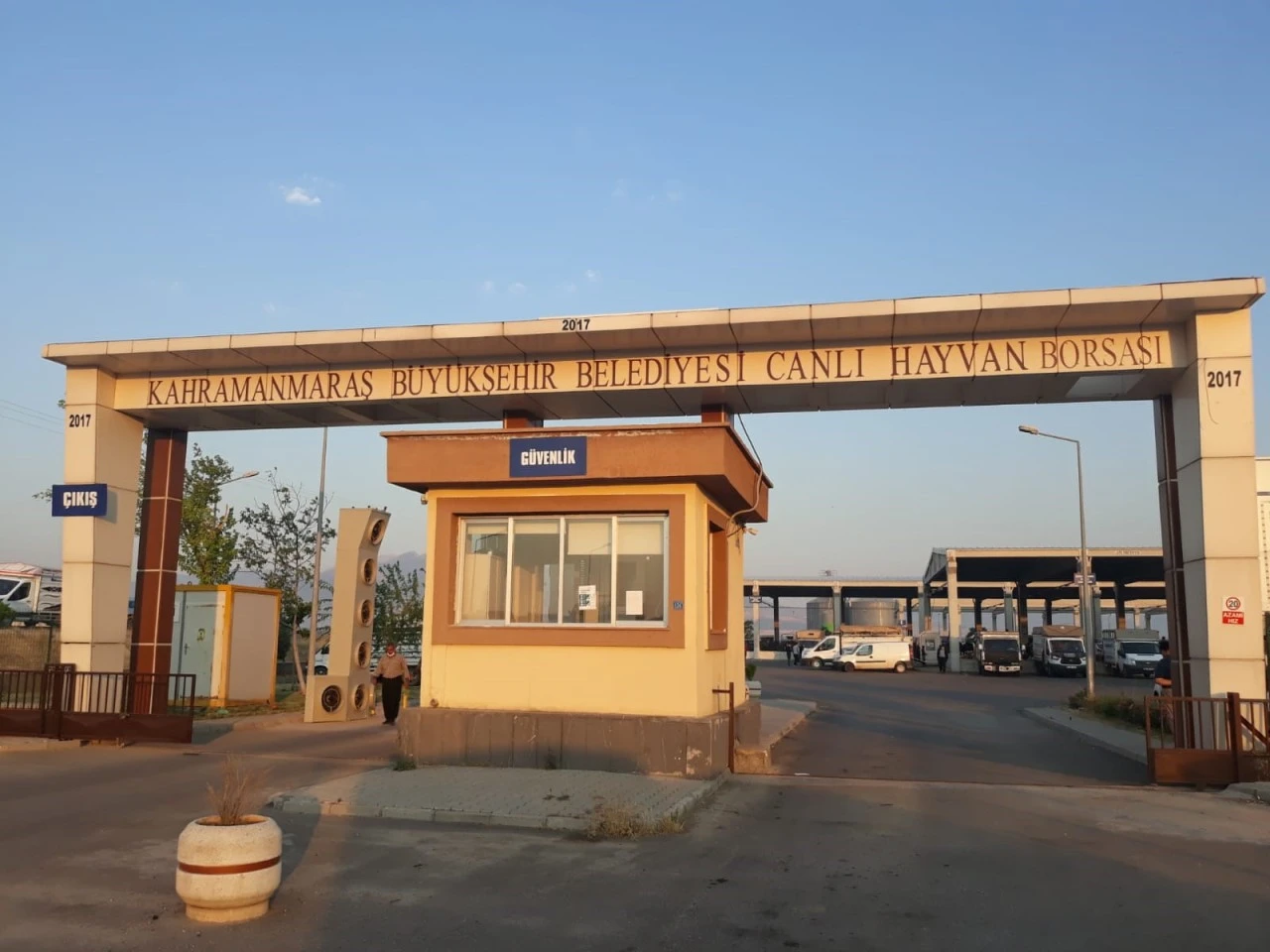 Kahramanmaraş canlı hayvan pazarı açıldı