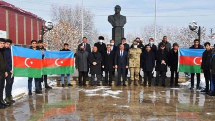 Kars'ta Haydar Aliyev için çok özel tören
