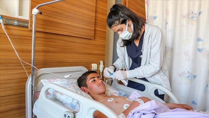 Kars'ta kaybolduktan 4 gün sonra bulunan çocuğun tedavisi Van'da sürüyor