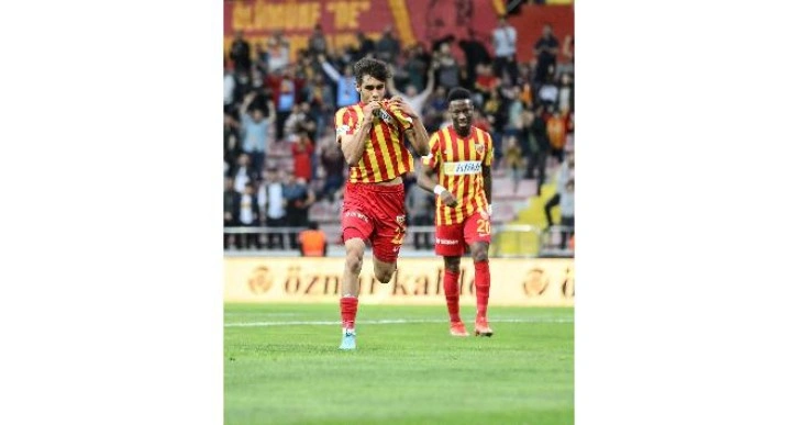 Kayserispor’un genç futbolcusu Hayrullah ilk golünü attı