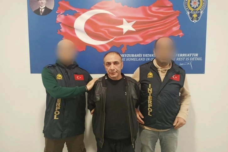 Kırmızı bültenle aranan Serkan Akbaba Almanya’da yakalanarak Türkiye'ye getirildi