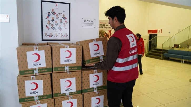 Kızılay, tahliye edilen afetzedelere yaklaşık 2,2 milyon yardım malzemesi dağıttı