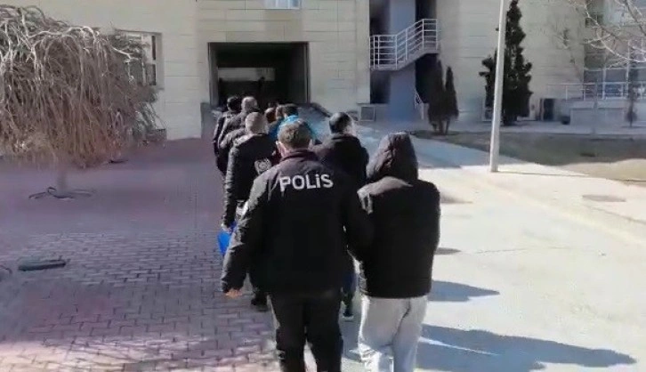 Konya merkezli 9 ilde FETÖ operasyonu: 14 gözaltı kararı