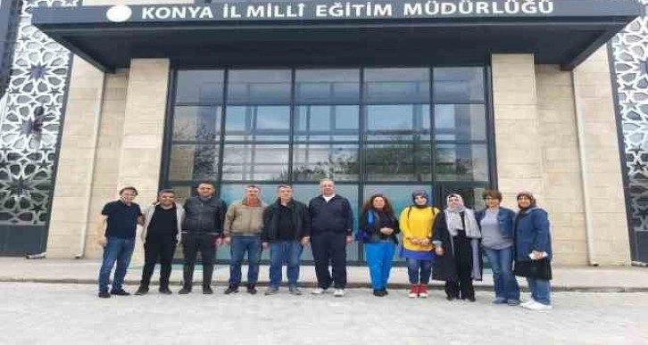 Konya’nın gönüllü öğretmenlerinden İskenderun’daki öğrencilere destek