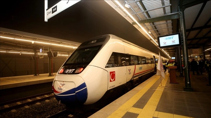 Marmaray ile 10 yılda taşınan yolcu sayısı bir milyara ulaştı