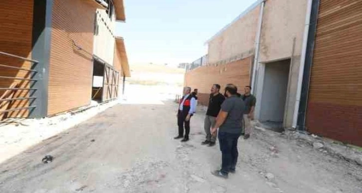 Millet Bahçesi’nde geleneksel sporlar merkezi inşa ediliyor