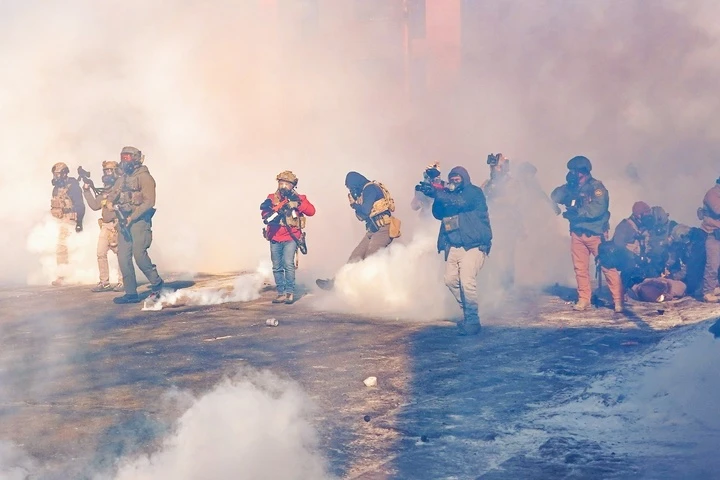 ICE, Minneapolis'te bir kişiyi daha vurarak &ouml;ld&uuml;rd&uuml;