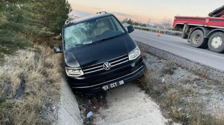 Nazilli Belediye Başkanı Afyonkarahisar’da kaza yaptı