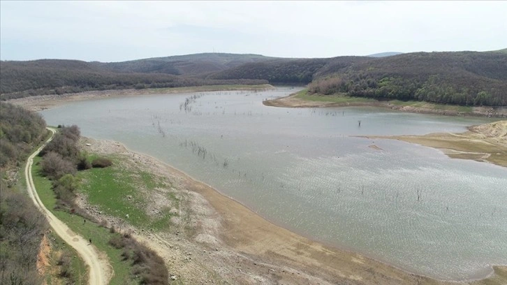 Nisan yağmurları kuruma noktasına gelen Kazandere Barajı'na 