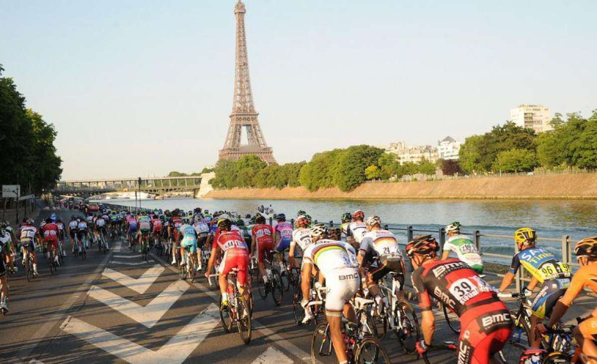 Pedallar Fransa Bisiklet Turu için dönecek