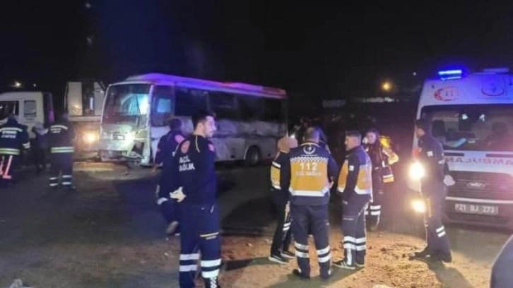 Polis aracı kaza yaptı: 17 hafif yaralı
