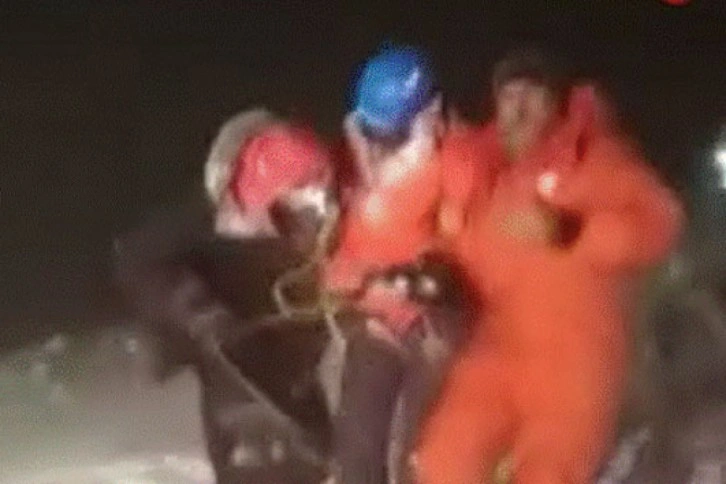 Rusya'daki Elbruz Dağı'nda 19 dağcı mahsur kaldı: 5 ölü