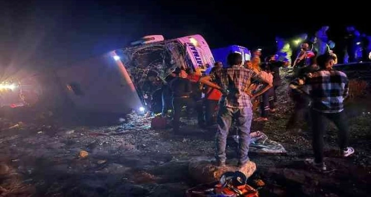 Şanlıurfa’da yolcu otobüsü devrildi: Yaralılar var