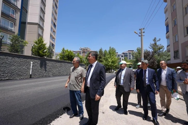 Şehitkamil'de asfalt çalışmaları aralıksız sürüyor