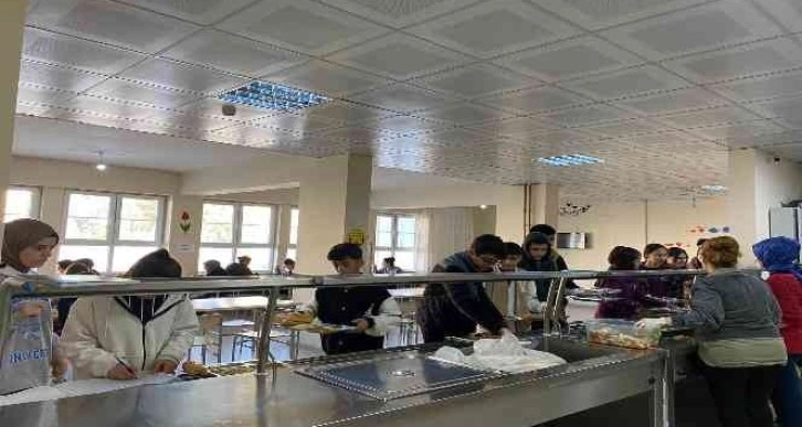 Silopi’de 5 bin 464 öğrenciye ücretsiz yemek