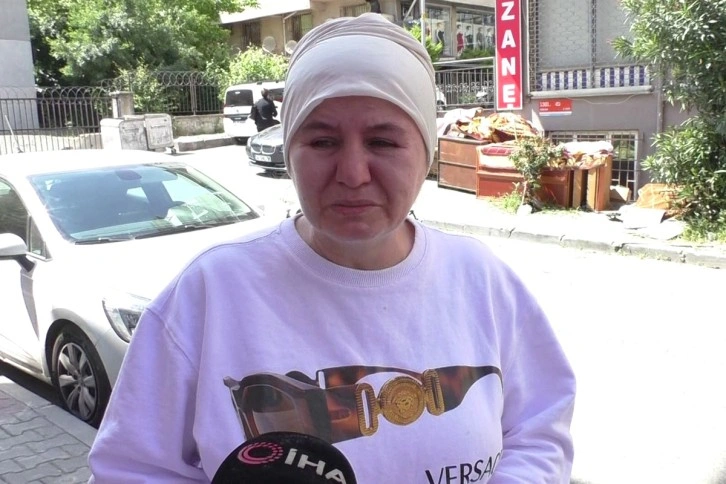 Sultangazi'de kardeşi sokağa atılan abla gözyaşlarını tutamadı