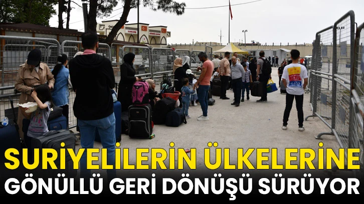 Suriyelilerin ülkelerine gönüllü geri dönüşü sürüyor