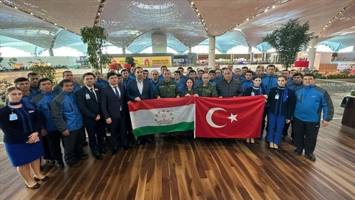 Tacikistan arama kurtarma ekibi İstanbul Havalimanı'ndan ülkesine uğurlandı