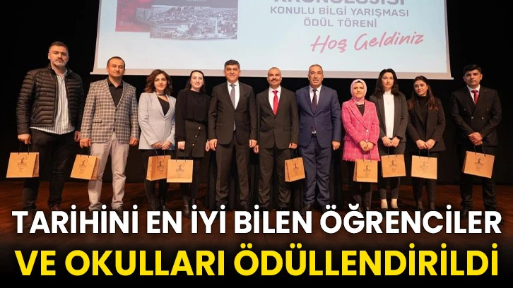 Tarihini en iyi bilen öğrenciler ve okulları ödüllendirildi