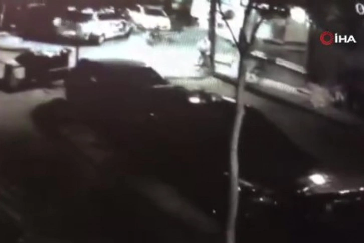 Tartıştığı komşusunu sokak ortasında silahla vurdu: O anlar kamerada