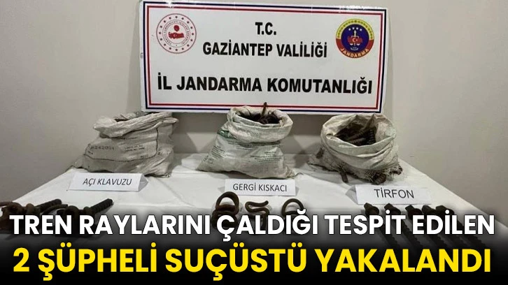 Tren raylarını çaldığı tespit edilen 2 şüpheli suçüstü yakalandı