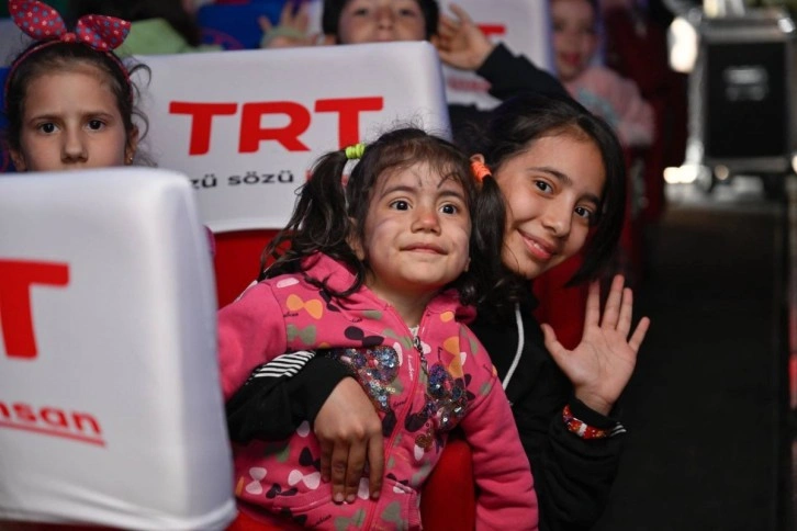 TRT’den Kahramanmaraş’taki depremzedelere moral ziyareti
