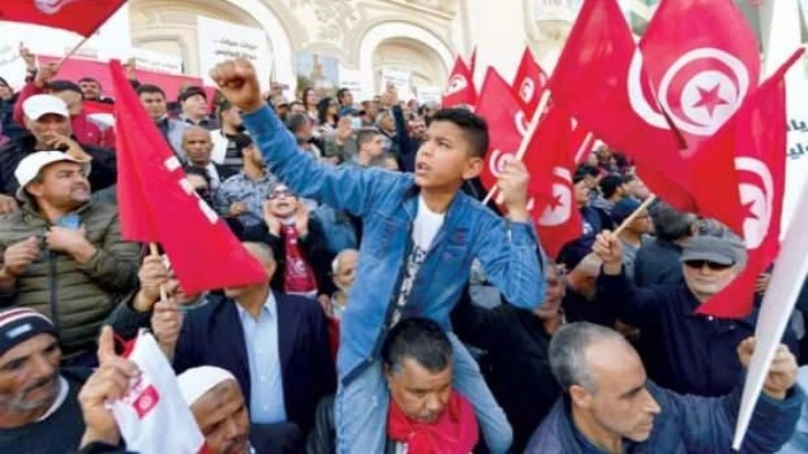 Tunus Barolar Birliği'nden İsrail için 