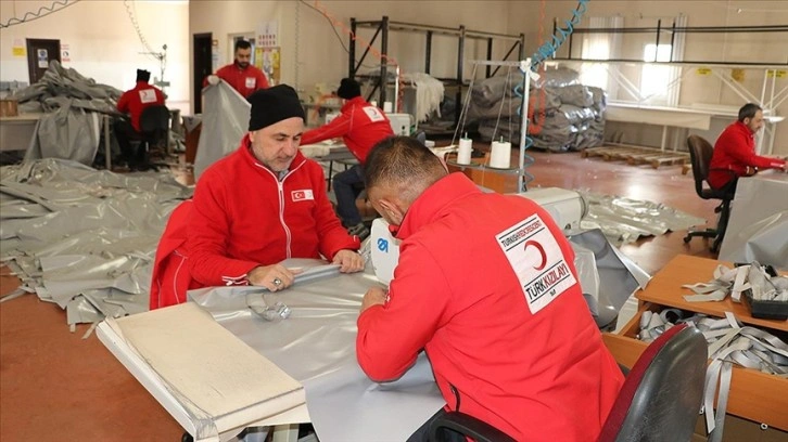 Türk Kızılay Genel Başkanı Kınık: Çadır imalatımız 7 gün 24 saat devam ediyor