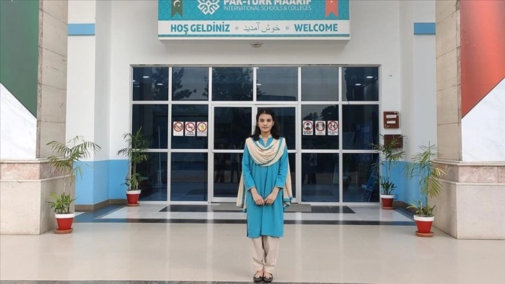 Türkiye Maarif Vakfından bir öğrenci Pakistan'daki üniversite sınavında ikinci oldu
