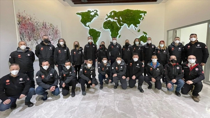 Türkiye'nin 'Beyaz Kıta'ya düzenlediği 6. Ulusal Antarktika Bilim Seferi ekibi yola ç