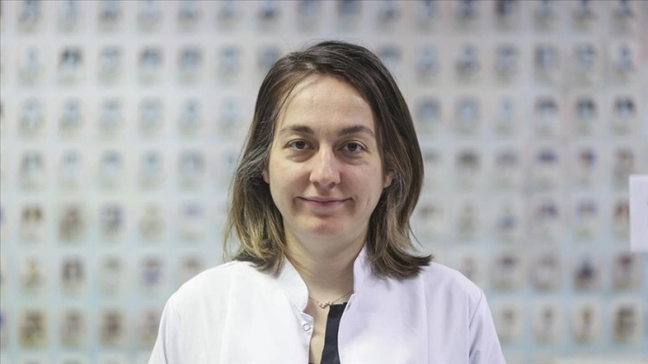 Türkiye'nin 'tek öğretim üyesi kadın üroloğu', kadınlar için yeni tedaviler geliştiri