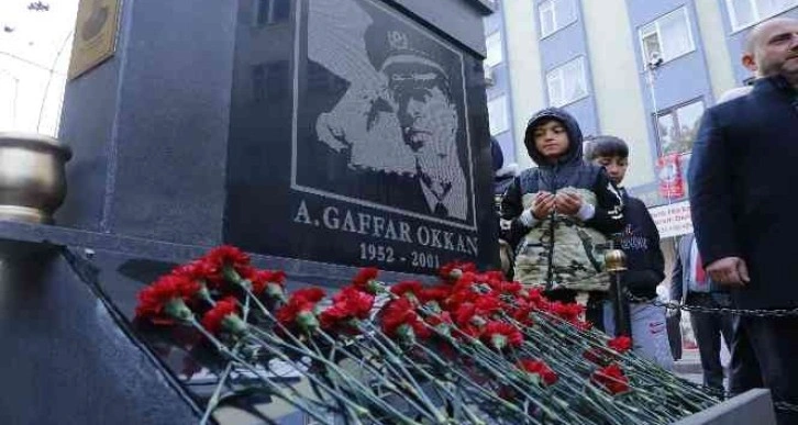 Uğradığı silahlı saldırı sonucu 22 yıl önce şehit edilen Ali Gaffar Okkan Diyarbakır’da anıldı