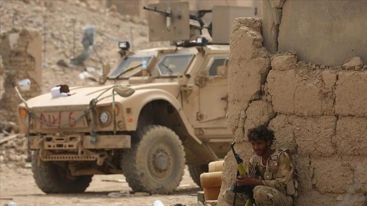 Yemen, Husilerin Marib'deki saldırılarında ölü ve yaralı sayısının 300'e ulaştığını duyurd