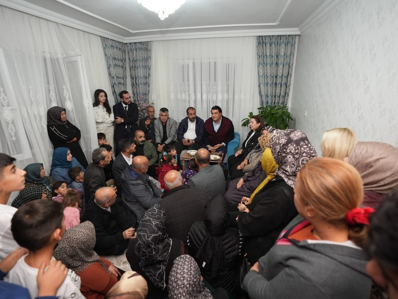 Yılmaz’dan ev ziyaretleri