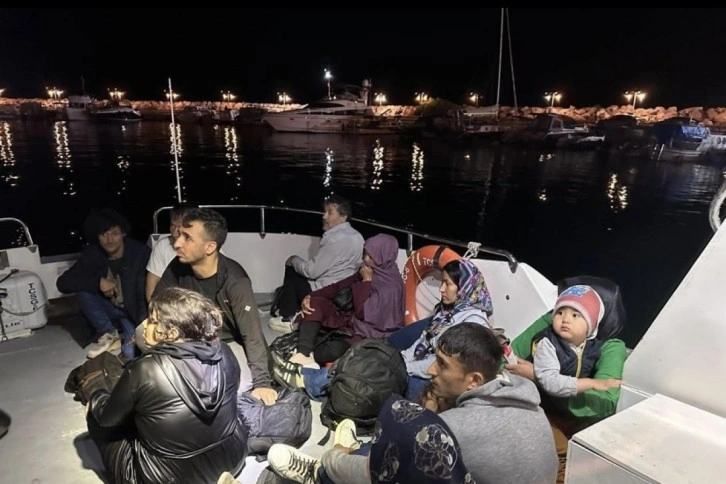 Yunan unsurlarınca ölüme terk edilen 99 kaçak göçmen kurtarıldı
