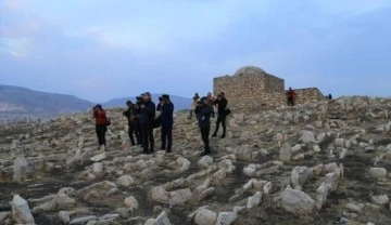 100 dolayında fotoğrafçı "Gökyüzü" için Hasankeyf'te buluştu