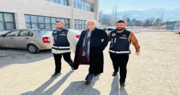 14 kişinin öldüğü Pamukoğlu Sitesi’nin inşat mühendisi Afyonkarahisar’da yakalandı