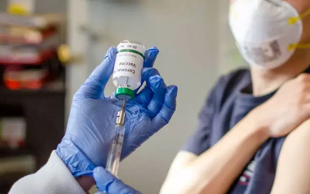 15 milyon aşı sonrası ilk sonuçlar geldi! Bu rakama bakın aşı olun