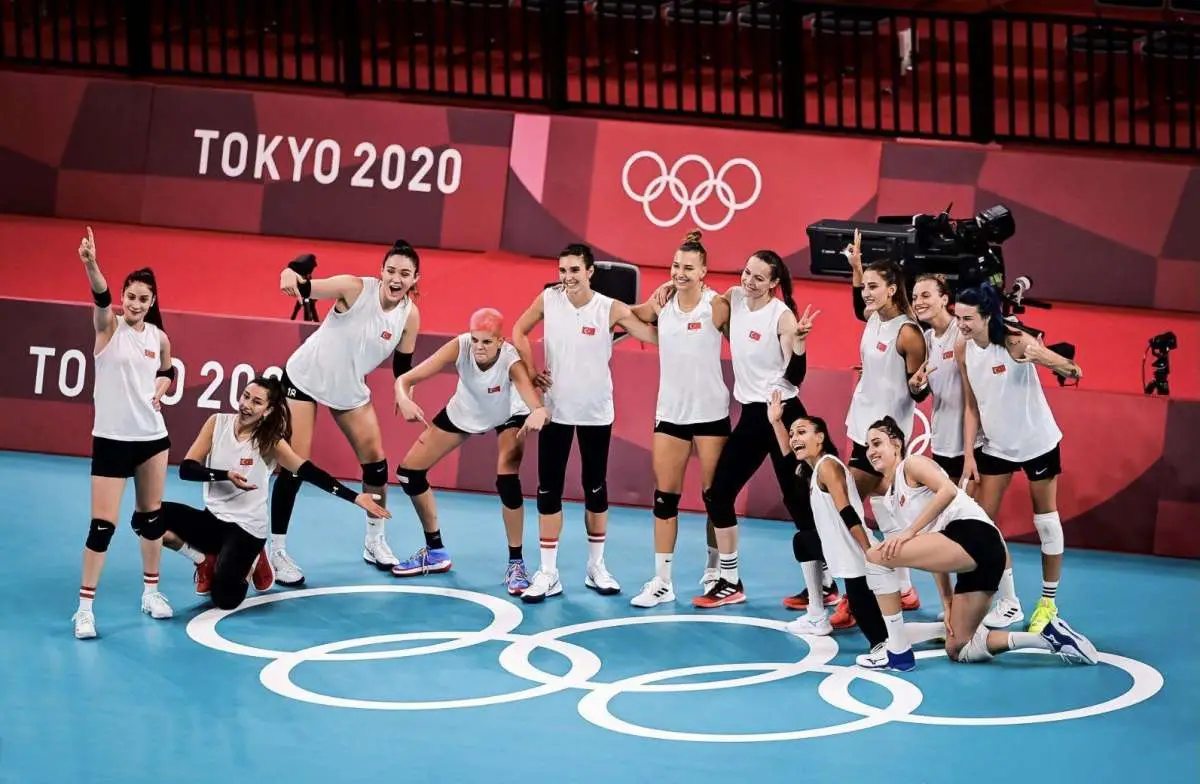 25 Temmuz Pazar Tokyo 2020de Türk sporcular hangi branşta mücadele...