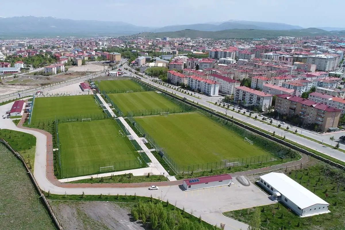 35 takım daha yeni sezona Erzurum'da hazırlanacak